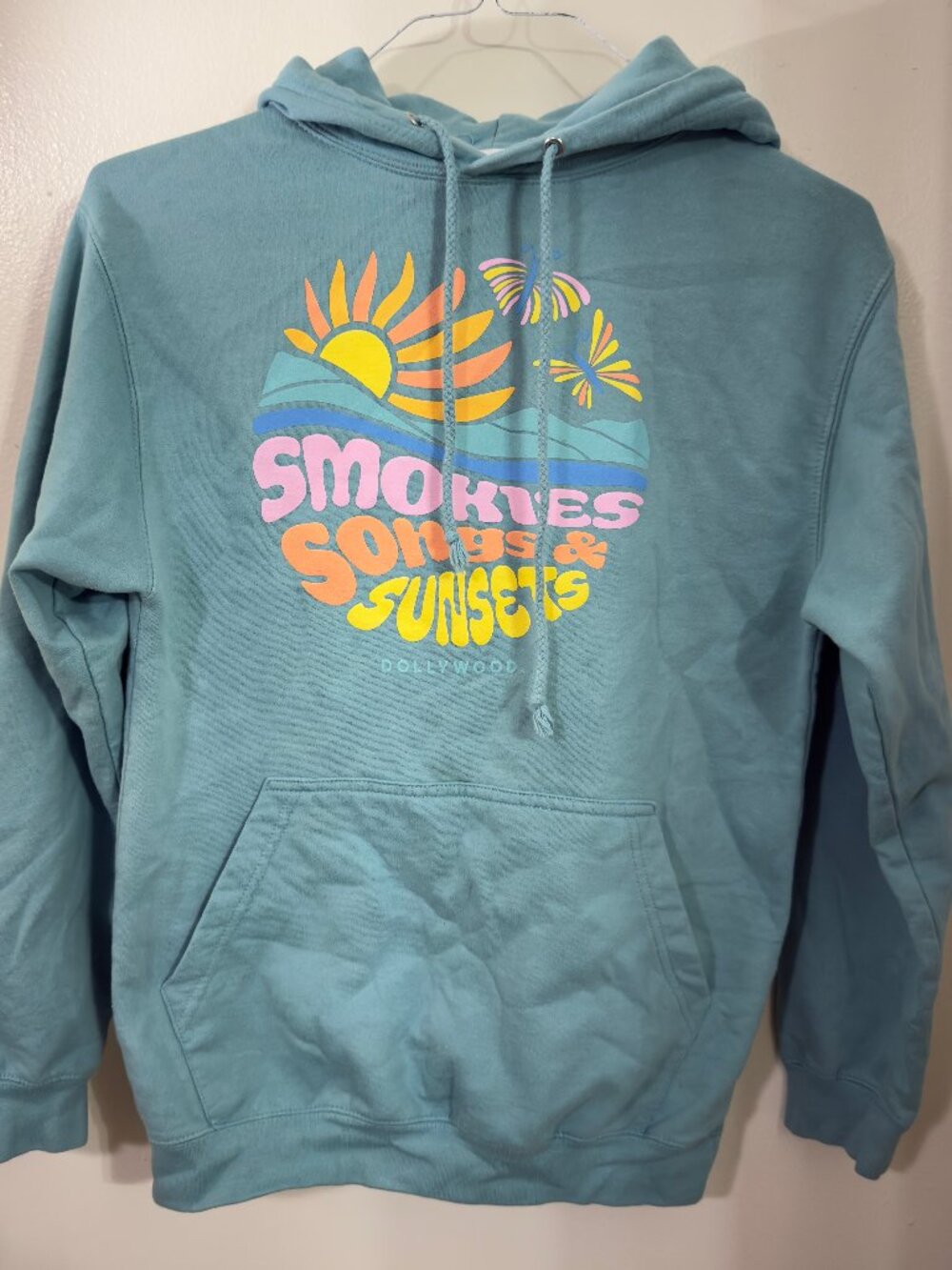 Dolly Parton Dollywood Parks & Resorts EXCLUSIVE Hoodie Smokies Songs & Sunsets